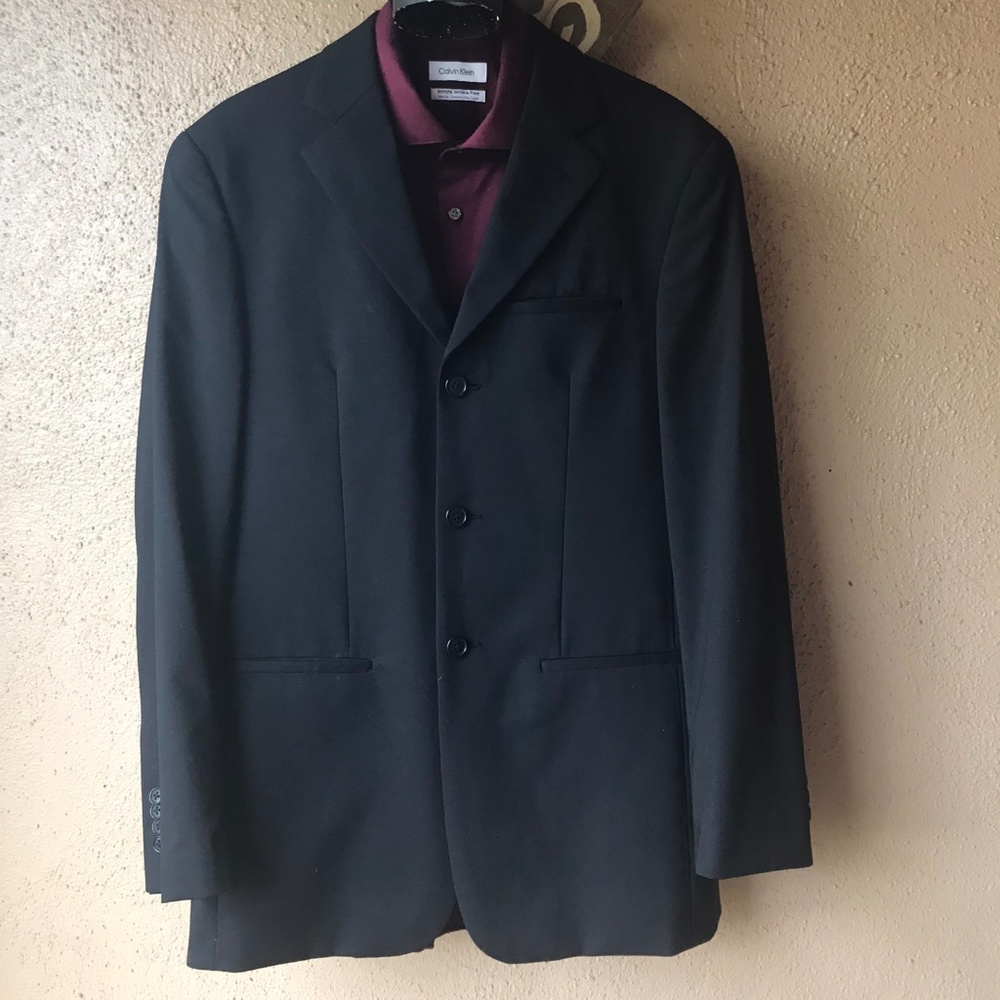 Wilke Rodriguez Men’s Black 2 Piece Suit